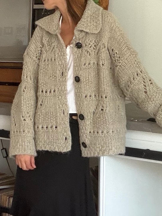 Zara Sweaters - Cozy Chunky Knit Button-Front Sweater Cardigan - Cream silver grey color